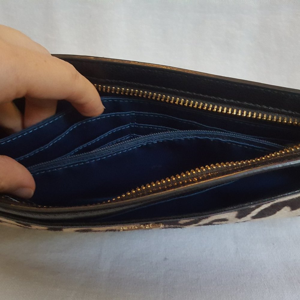 Coach Limited Ed. Madison X Large Wristlet - Picture 8 of 9